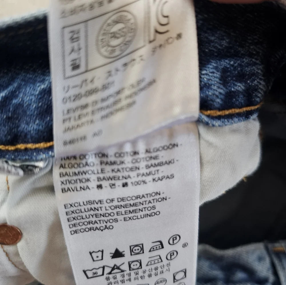 Levi's 501 White Oak Denim Slim Straight Leg Jean Mens 32x28 Distressed